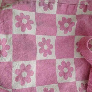 ISO: This pink checkered tote bag (was sold during Summer 2024 @ HomeGoods)
